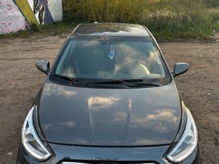 2013 Hyundai Solaris I, серый, 680000 рублей, вид 2