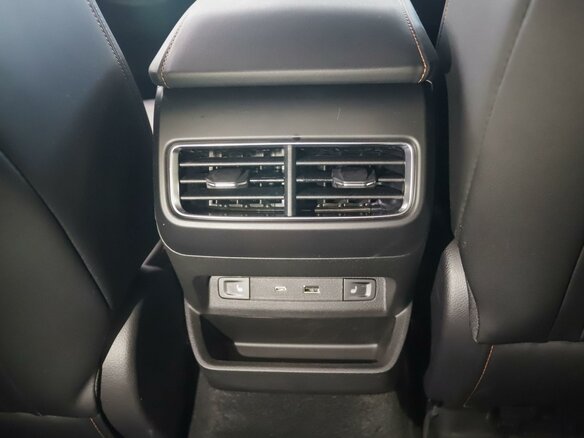 2026 Geely Preface I, белый, 3352000 рублей - вид 14