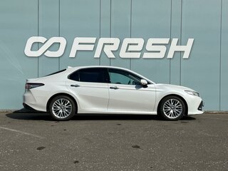 2018 Toyota Camry VIII (XV70), белый, 2299000 рублей, вид 5