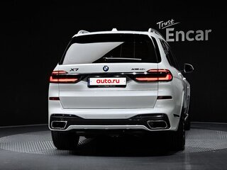 2026 BMW X7 40i I (G07) Рестайлинг, белый, 12165000 рублей, вид 4
