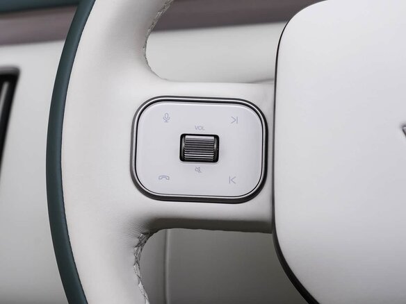 2026 Li Auto (Lixiang) L8 II, серебристый, 10800000 рублей - вид 10