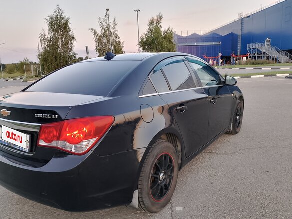 2011 Chevrolet Cruze I, чёрный, 730000 рублей - вид 13