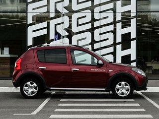 2014 Renault Sandero Stepway I, красный, 649000 рублей, вид 5
