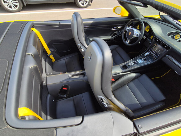 2015 Porsche 911 Turbo VII (991), жёлтый, 13900000 рублей - вид 12