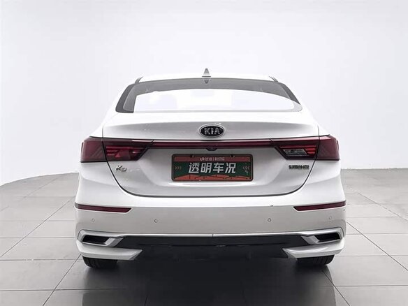 2021 Kia K3 II (China Market), белый, 1520000 рублей - вид 1