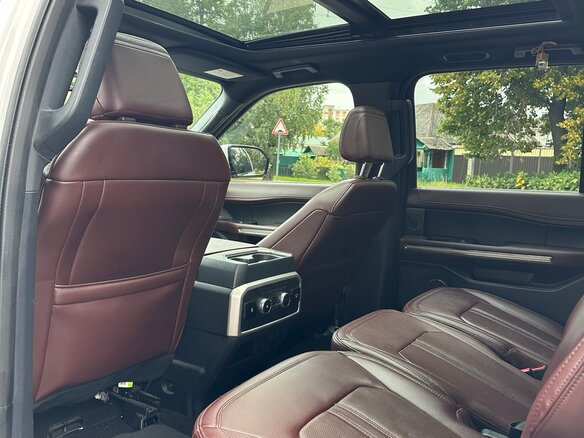 2022 Ford Expedition IV Рестайлинг, белый, 10000000 рублей - вид 15