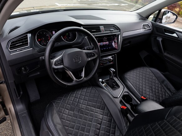 2021 Volkswagen Tiguan II Рестайлинг, коричневый - вид 12