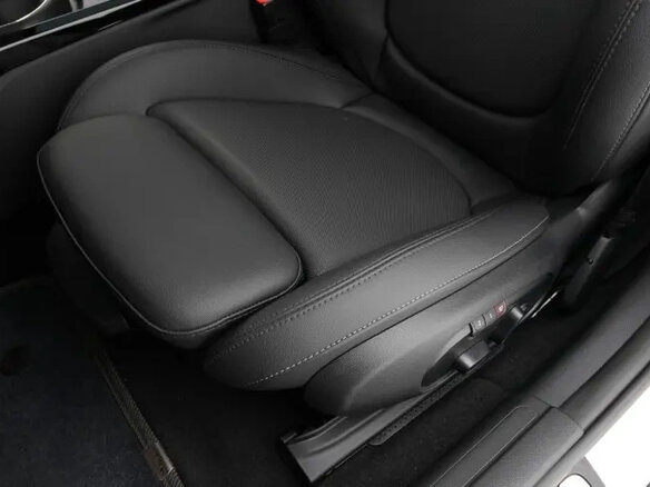 2023 Mini Clubman Cooper II Рестайлинг, серебристый, 2290000 рублей - вид 12