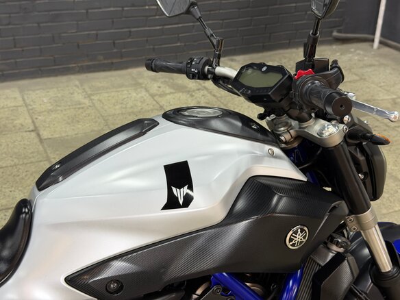 2016 Yamaha MT-07 (FZ-07), серый, 735000 рублей - вид 11