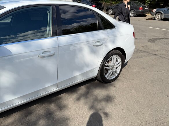 2012 Audi A4 IV (B8) Рестайлинг, белый, 920000 рублей - вид 6