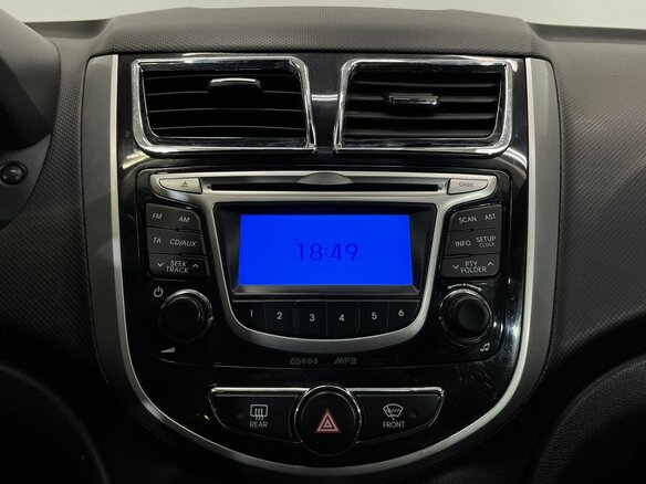 2013 Hyundai Solaris I, серый - вид 15
