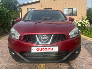2010 Nissan Qashqai I Рестайлинг, красный, 950000 рублей, вид 2