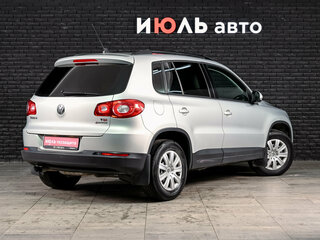 2011 Volkswagen Tiguan I, белый, 1300000 рублей, вид 4