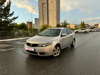 2009 Kia Cerato 5-speed II, серебристый, 640000 рублей, вид 1