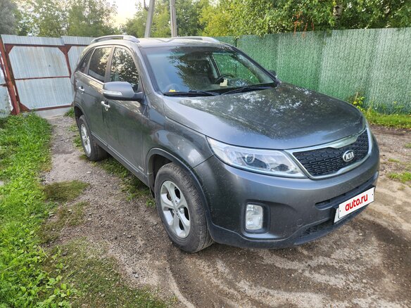 2013 Kia Sorento II Рестайлинг, серый, 1400000 рублей - вид 2
