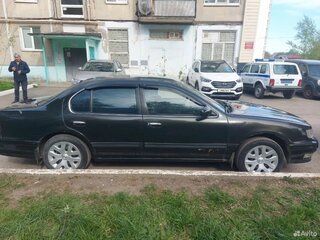 1997 Nissan Maxima IV (A32), зелёный, 250000 рублей, вид 2