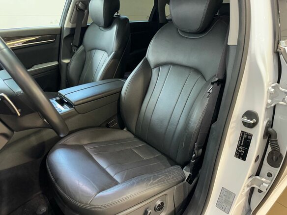 2015 Hyundai Genesis II, белый - вид 10