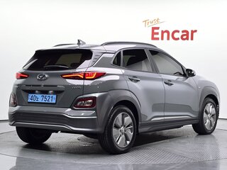 2020 Hyundai Kona I, серый, 1800000 рублей, вид 2