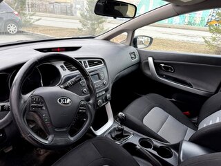 2012 Kia Ceed II, чёрный, 953000 рублей, вид 4