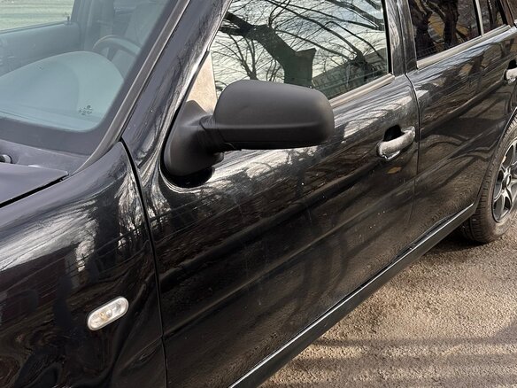 2005 Volkswagen Pointer, чёрный, 200000 рублей - вид 29