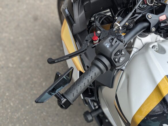 2024 Aprilia Tuono V4, белый, 2100000 рублей - вид 8