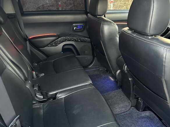 2008 Peugeot 4007, серый, 1020000 рублей - вид 21