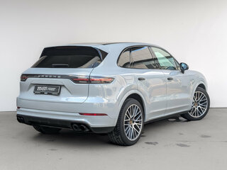 2020 Porsche Cayenne III, чёрный, 6800000 рублей, вид 5