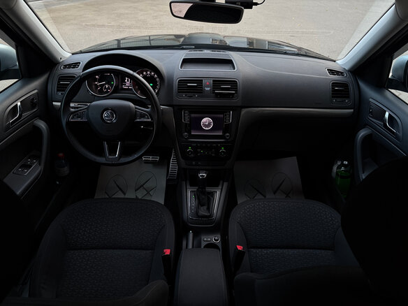 2017 Skoda Yeti I Рестайлинг, чёрный, 1570000 рублей - вид 9