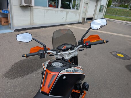 2013 KTM 690 Duke, белый, 385000 рублей, вид 4