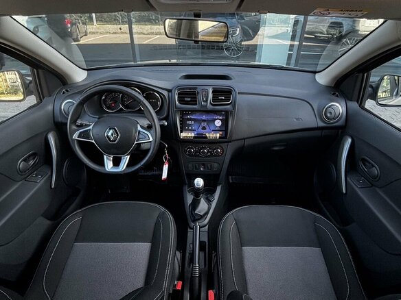 2022 Renault Logan Stepway II Рестайлинг, серый, 1380000 рублей - вид 10