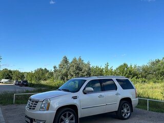 2008 Cadillac Escalade III, белый, 1100000 рублей, вид 2