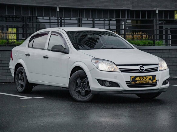 2011 Opel Astra H Рестайлинг, белый, 470000 рублей
