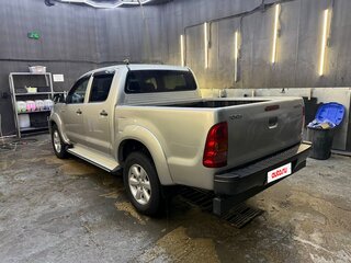 2011 Toyota Hilux, серебристый, 1600000 рублей, вид 4