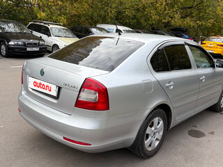 2011 Skoda Octavia II (A5) Рестайлинг, серый, 715000 рублей, вид 4