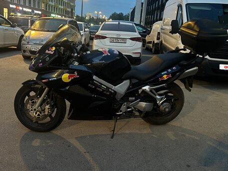 2006 Honda VFR 800, чёрный, 480000 рублей, вид 1