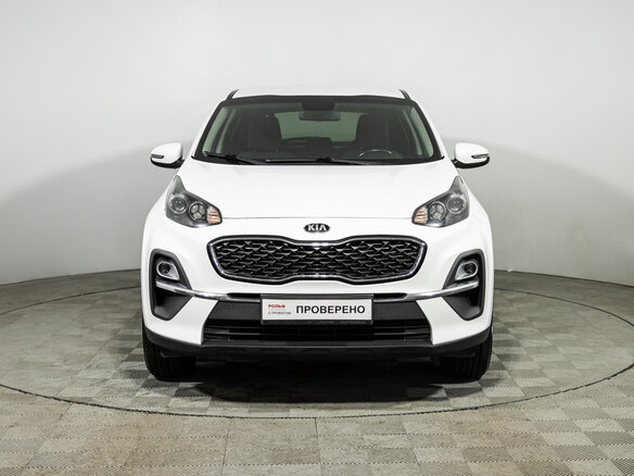 2021 Kia Sportage IV Рестайлинг, белый, 1999700 рублей - вид 1