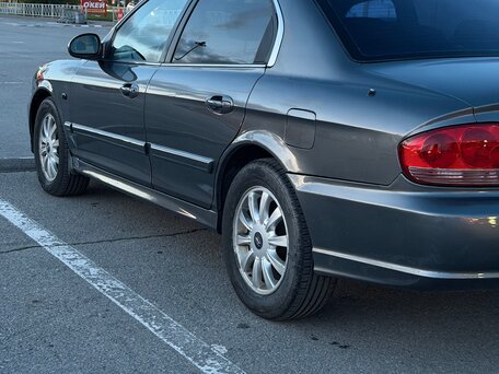 2006 Hyundai Sonata ТагАЗ IV (EF) Рестайлинг, серый, 600000 рублей, вид 5