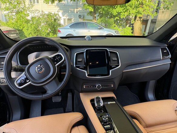 2020 Volvo XC90 II Рестайлинг 1, серый, 5490000 рублей - вид 6