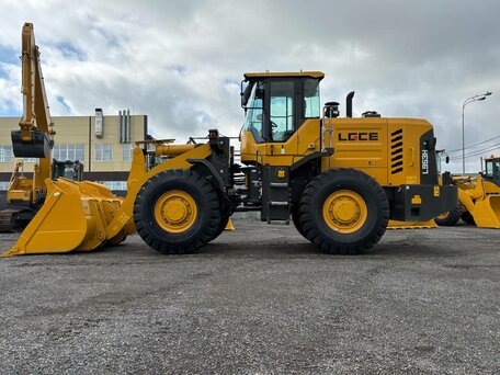 2025 LGCE LG953, жёлтый, 7600000 рублей, вид 2
