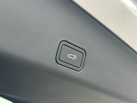 2026 Geely Monjaro I, серебристый, 4904990 рублей - вид 22