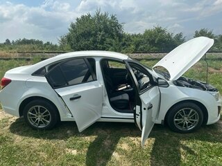 2013 Chevrolet Cruze I Рестайлинг, белый, 665000 рублей, вид 4