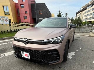 2024 Volkswagen Tiguan L Pro III (China Market), коричневый, 4850000 рублей, вид 1