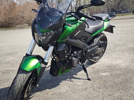 2021 Bajaj Dominar 400, зелёный, 355000 рублей, вид 1