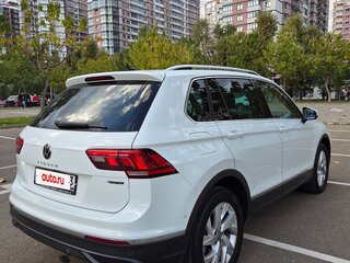 2021 Volkswagen Tiguan II Рестайлинг, белый, 3150000 рублей, вид 1