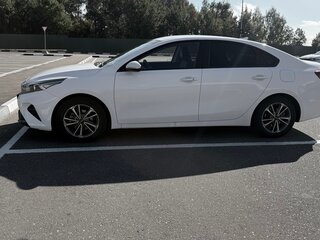 2021 Kia K3 II Рестайлинг, белый, 1649000 рублей, вид 4