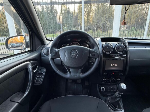 2017 Renault Duster I Рестайлинг, чёрный, 1269000 рублей - вид 10