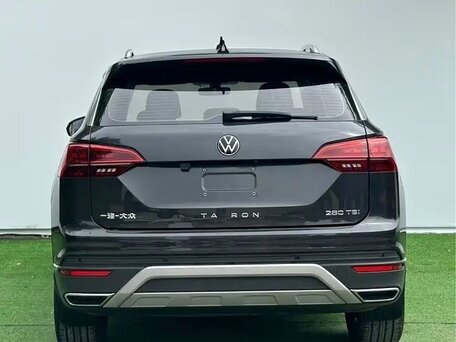 2022 Volkswagen Tayron I, чёрный, 1960000 рублей, вид 4
