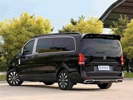 2022 Mercedes-Benz Vito 121 L2 III (W447), чёрный, 5650000 рублей, вид 4