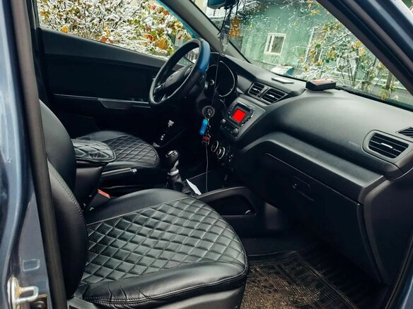 2014 Kia Rio 6-speed III, голубой, 805000 рублей - вид 8
