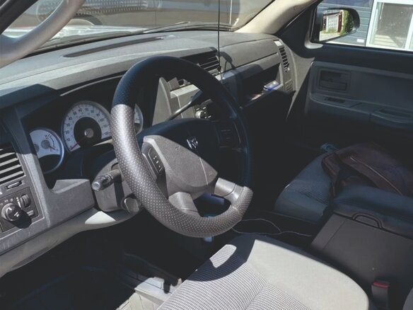 2008 Dodge Dakota III Рестайлинг, серебристый, 1690000 рублей - вид 4